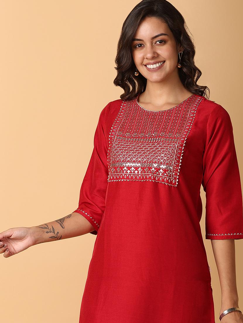 red embroidered straight kurta with round neck - 21795257 - Standard Image - 2