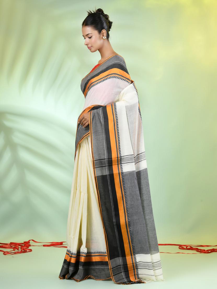 off white cotton handloom saree with blouse - 21839470 - Standard Image - 2