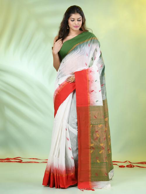 women white handloom saree with blouse - 21839487 - Standard Image - 0