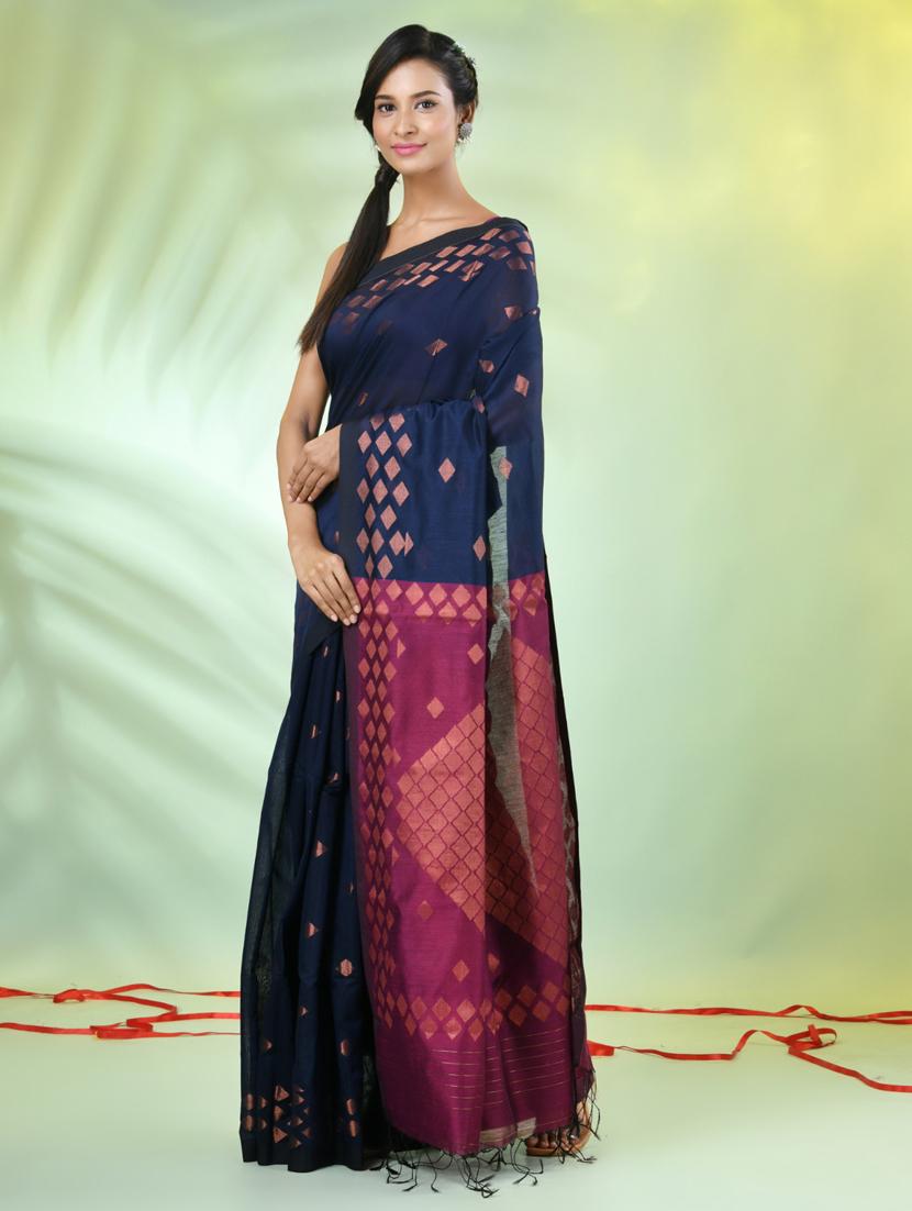 women self design zari weave handloom saree with blouse - 21839492 - Standard Image - 2