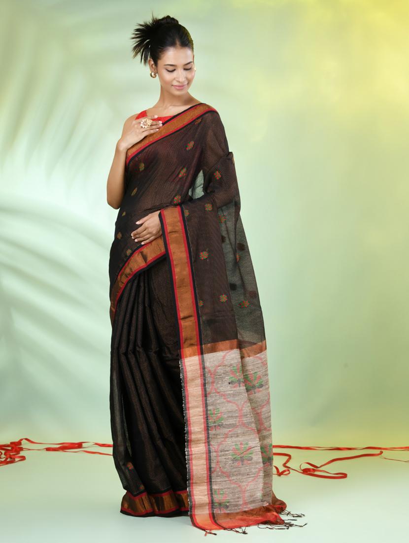 women black handloom saree with blouse - 21839514 - Standard Image - 2