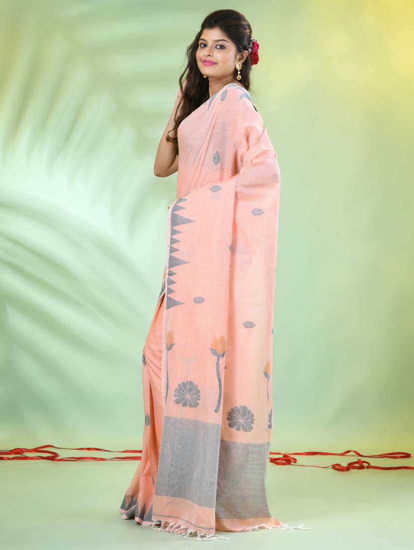 women self design handloom saree with blouse - 21839549 -  Standard Image - 2