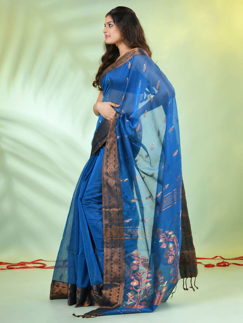 women self design handloom saree with blouse - 21839554 -  Standard Image - 2