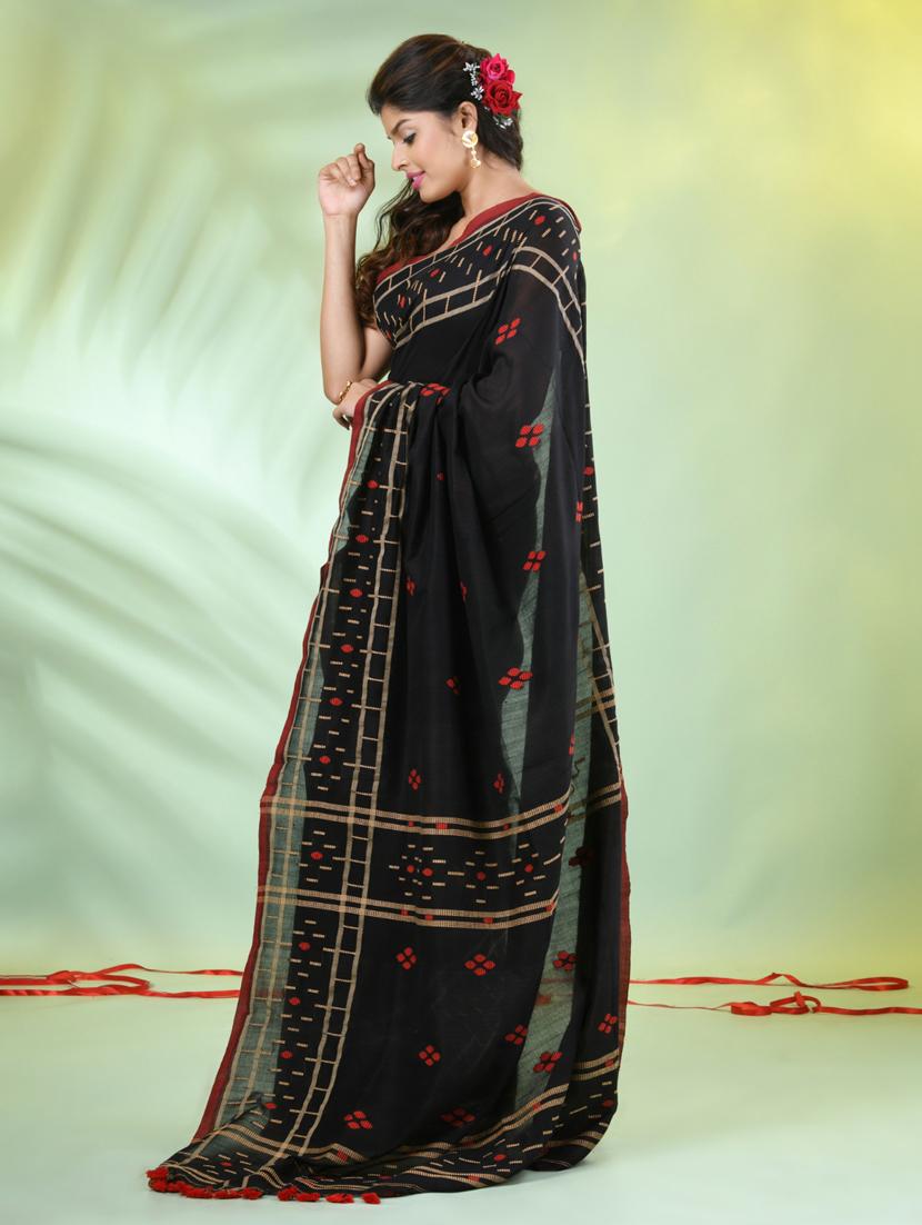 women self design handloom saree with blouse - 21839556 - Standard Image - 2