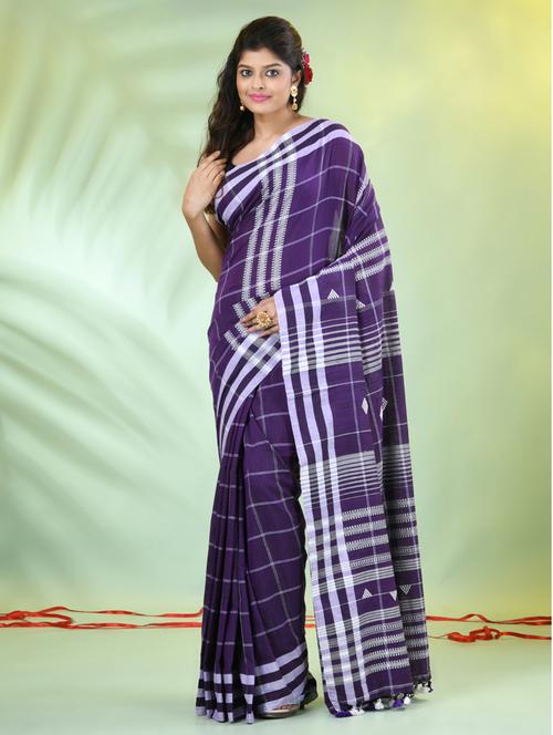 women checkered handloom saree with blouse - 21839572 - Standard Image - 0