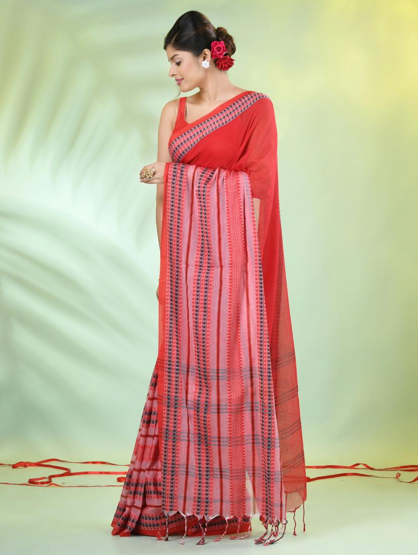 women red handloom saree with blouse - 21839579 - Standard Image - 2