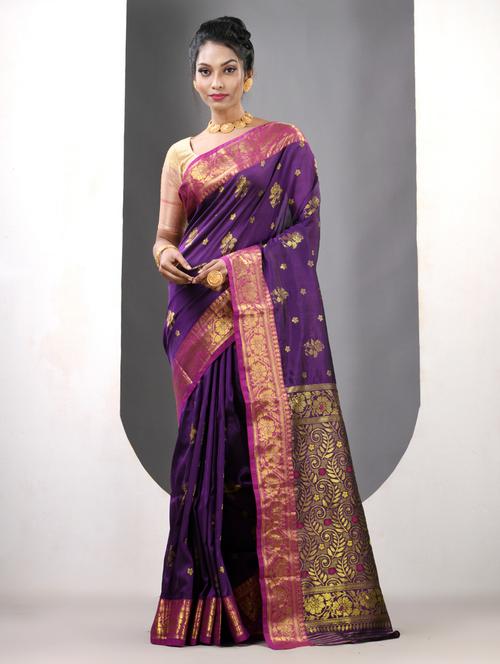women self design bordered saree with blouse - 21839599 -  Standard Image - 0