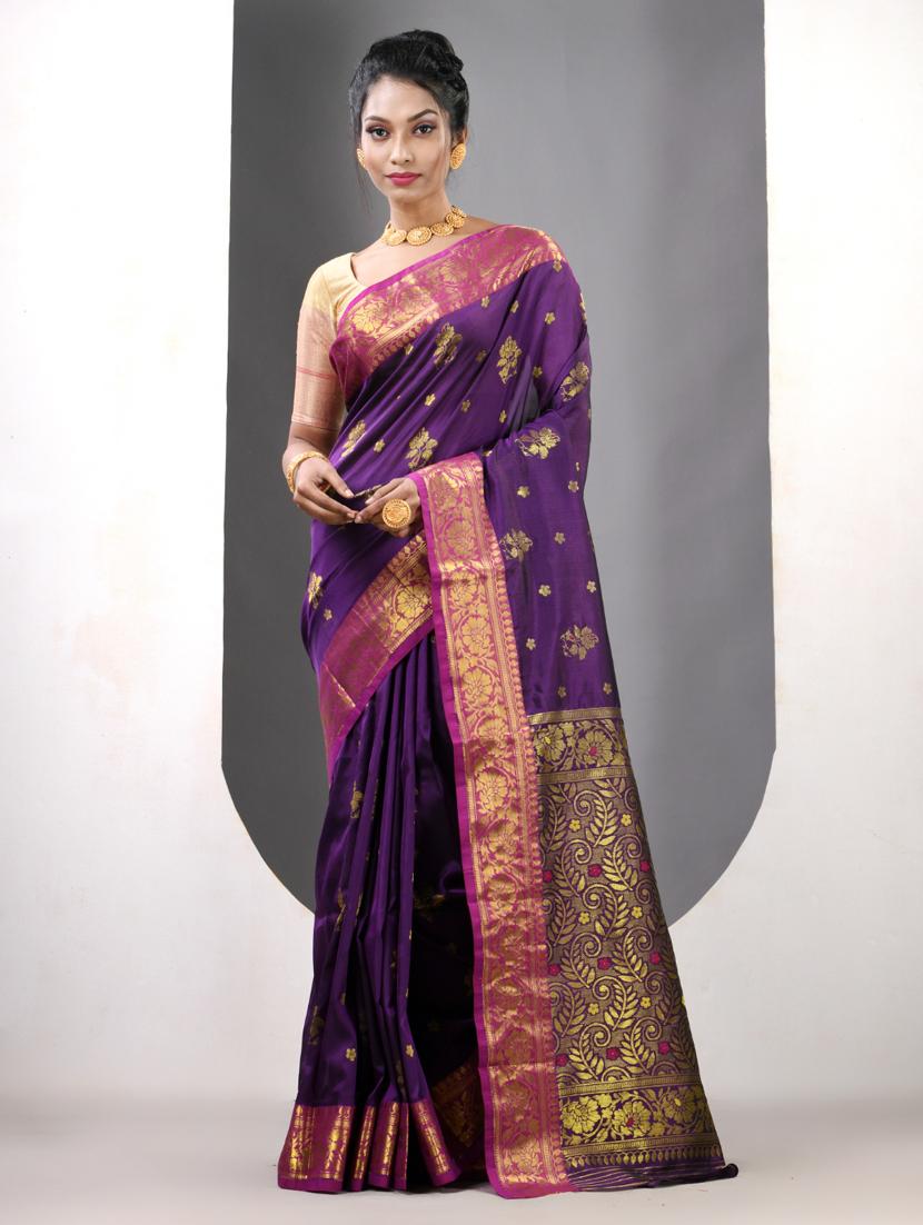 women self design bordered saree with blouse - 21839599 -  Zoom Image - 0