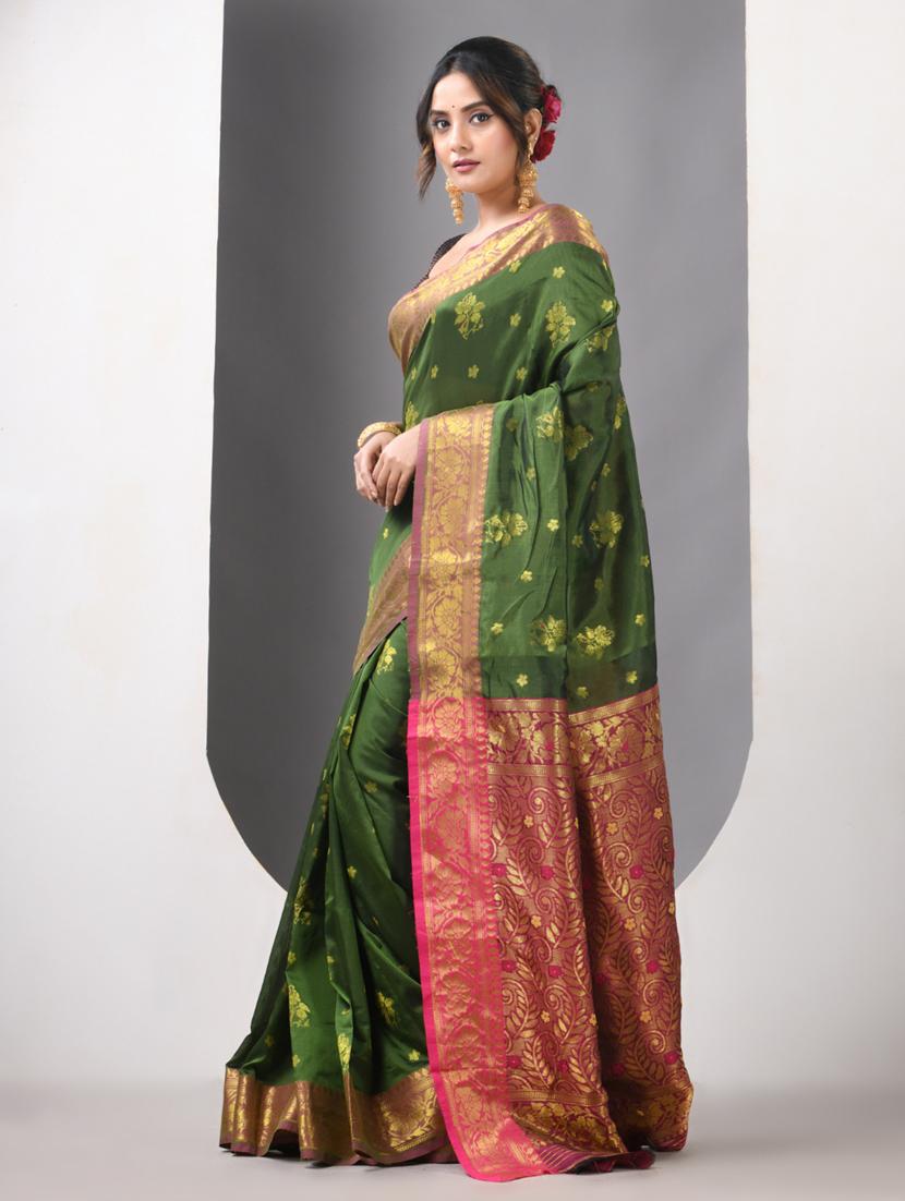 women self design bordered saree with blouse - 21839601 - Standard Image - 2
