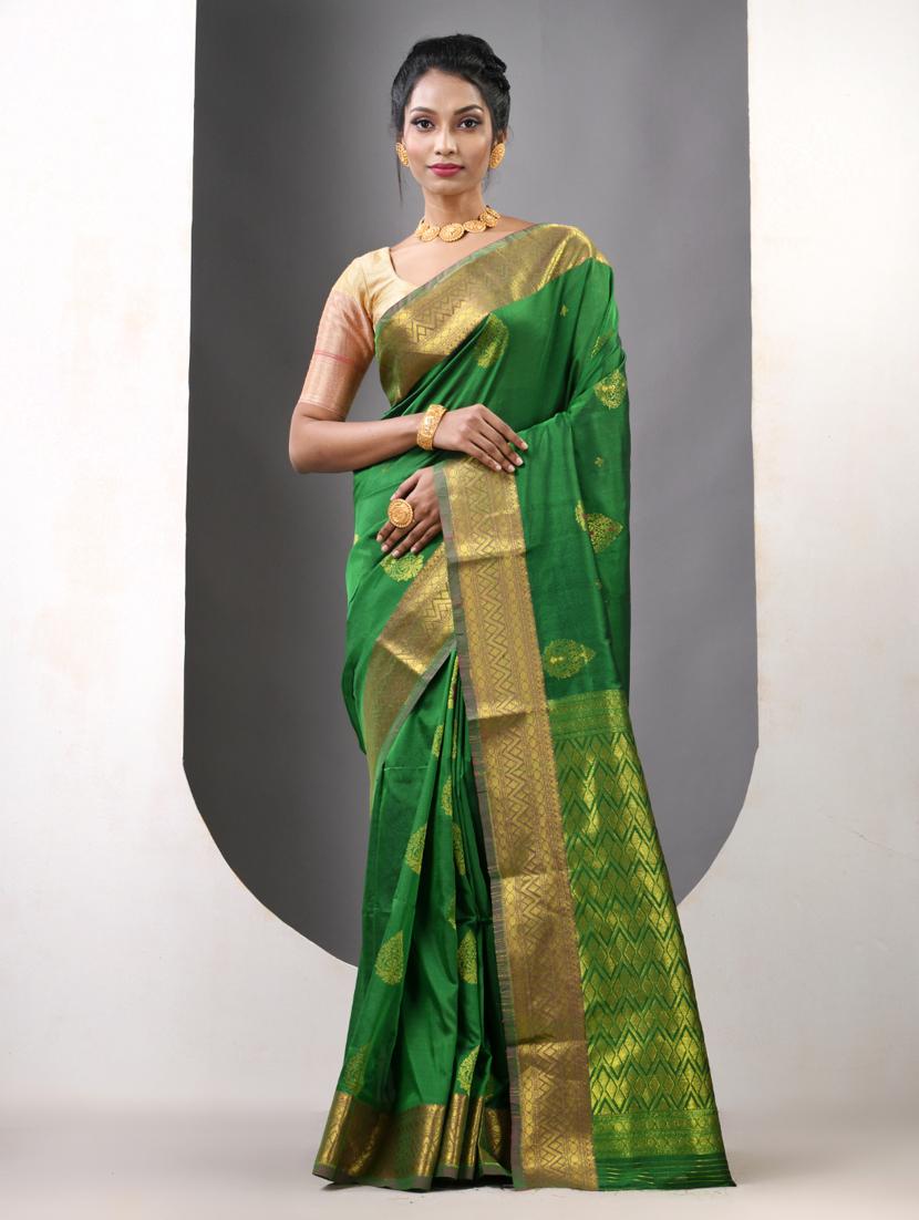 women self design bordered saree with blouse - 21839617 - Zoom Image - 0