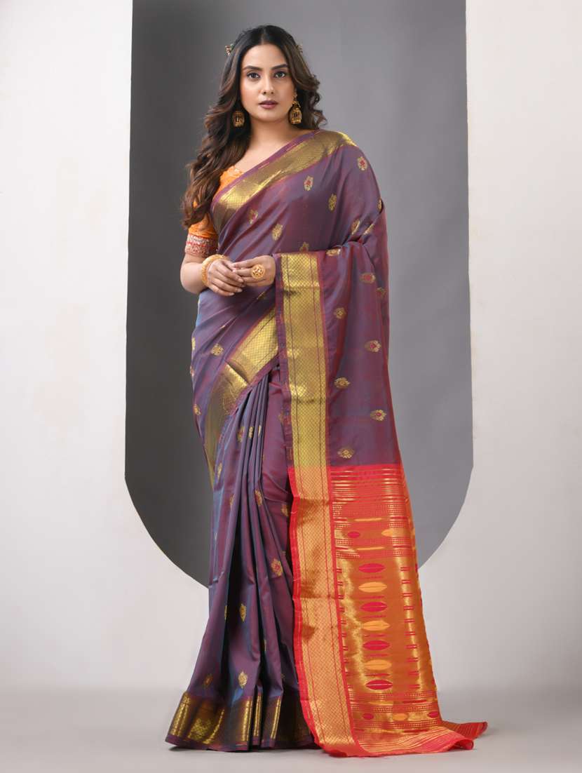 women self design paithani saree with blouse - 21839622 - Zoom Image - 0