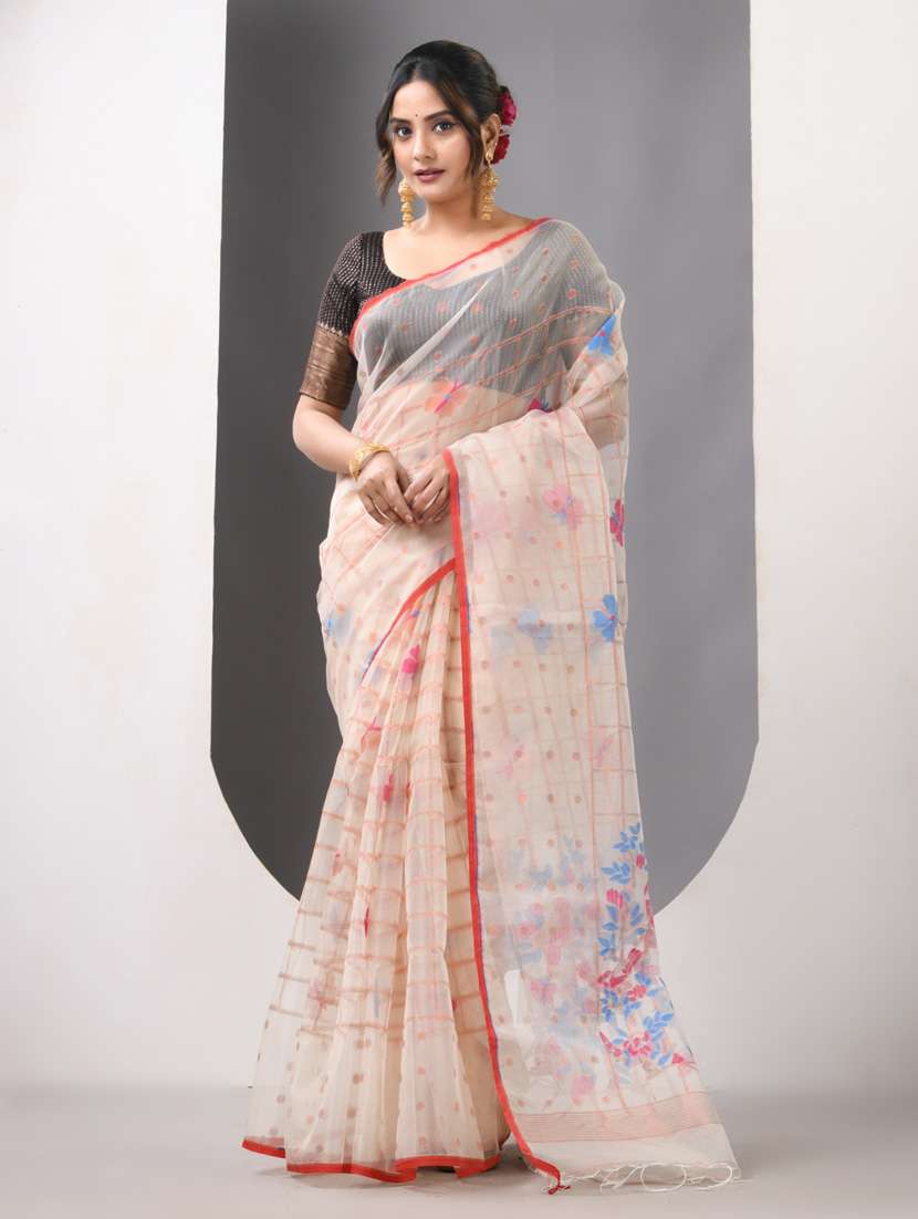 women self design handloom saree with blouse - 21839626 - Zoom Image - 0