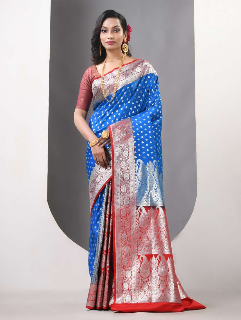 women self design banarasi saree with blouse