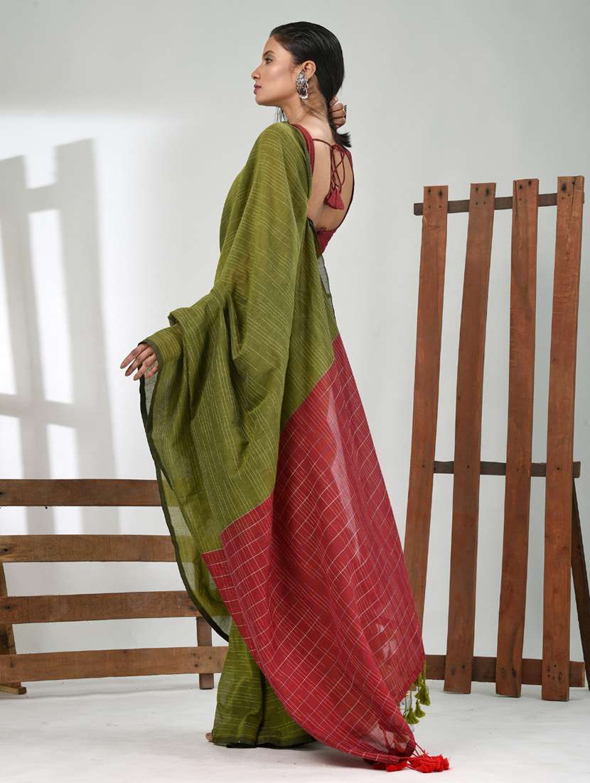 women green handloom saree with blouse - 21839778 -  Standard Image - 2