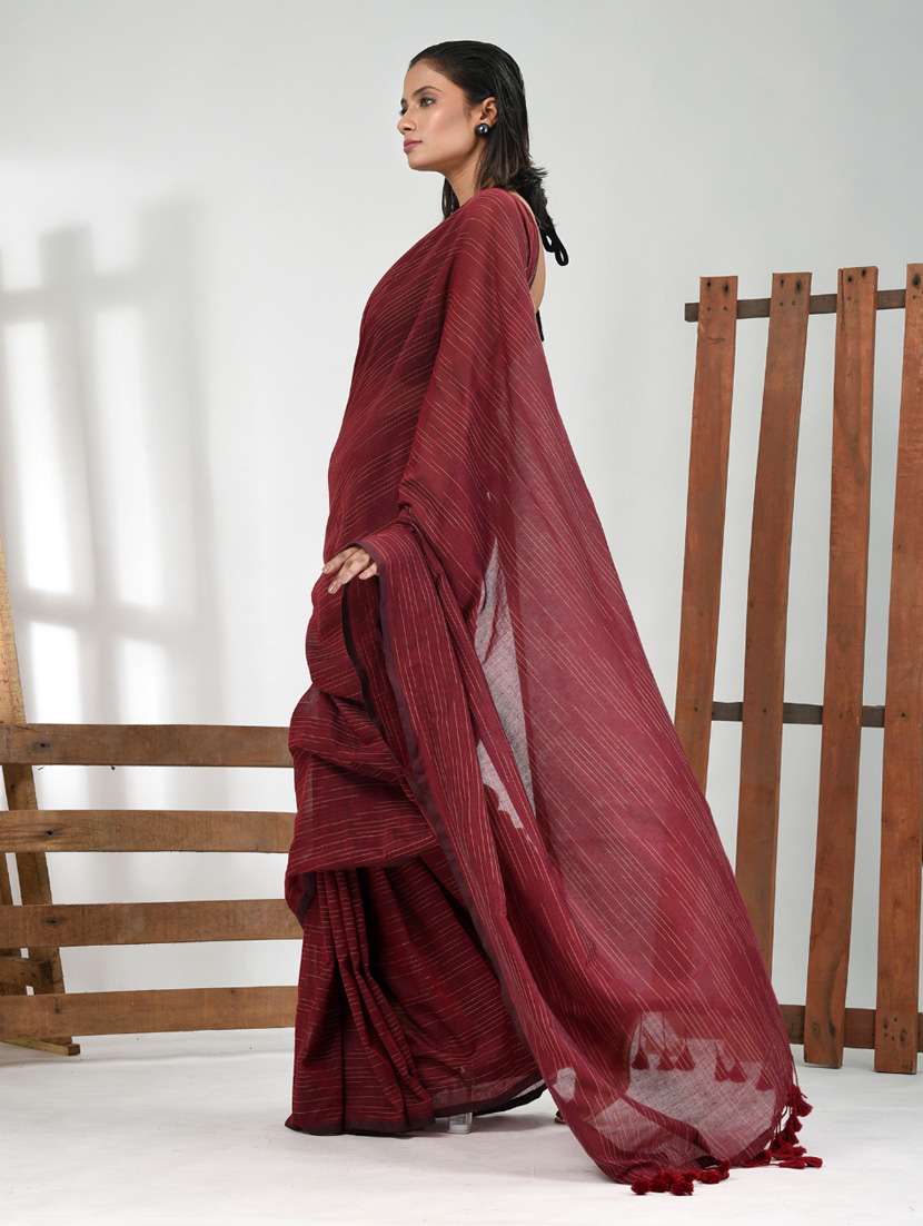women maroon handloom saree with blouse - 21839783 -  Standard Image - 2