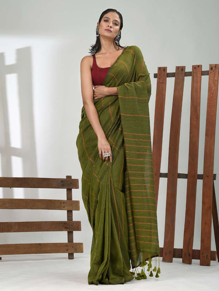 women striped handloom saree with blouse