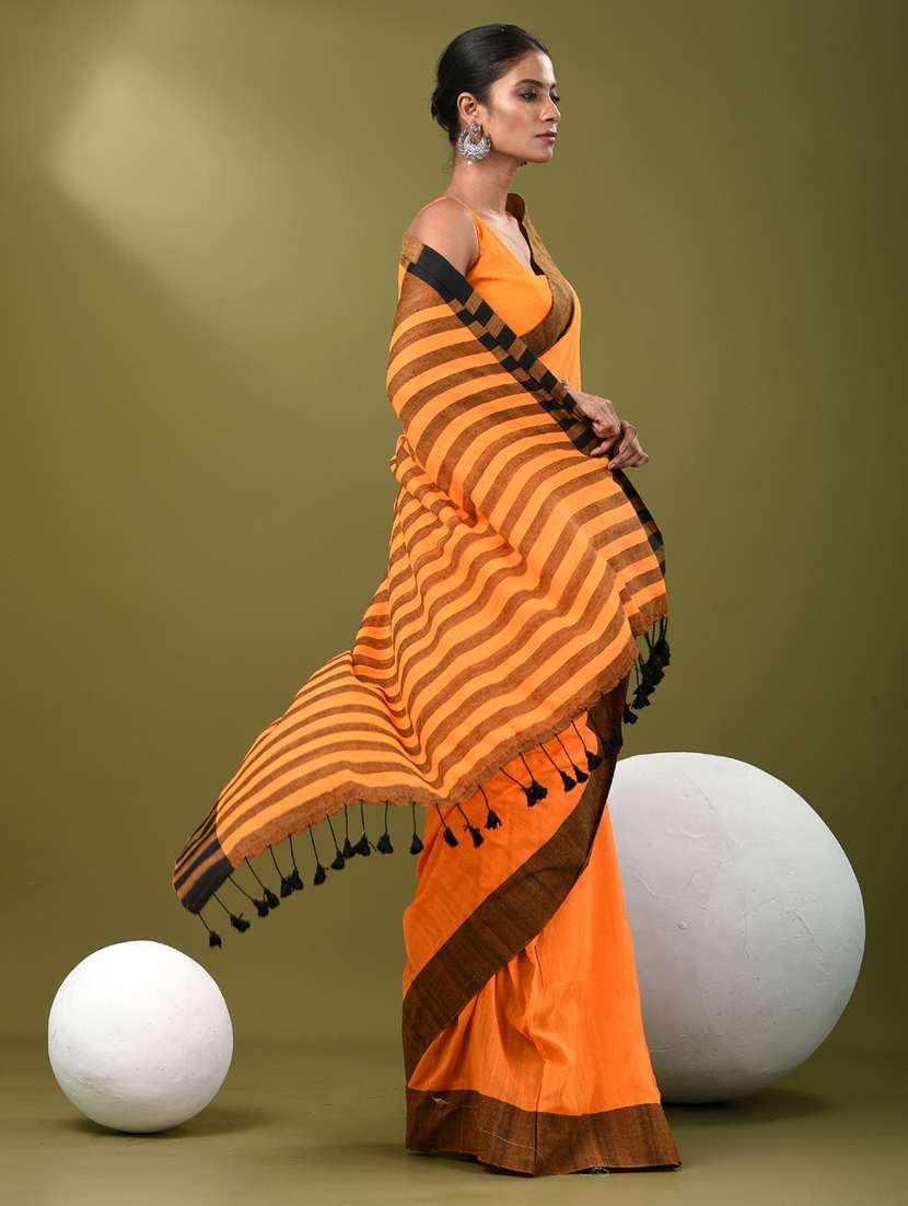 women solid handloom saree with blouse - 21839809 -  Standard Image - 2