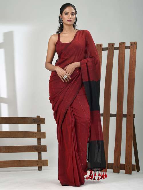 women striped handloom saree with blouse - 21839825 - Standard Image - 0