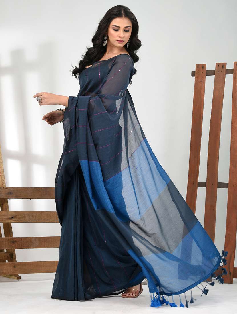 women striped handloom saree with blouse - 21839828 -  Standard Image - 2