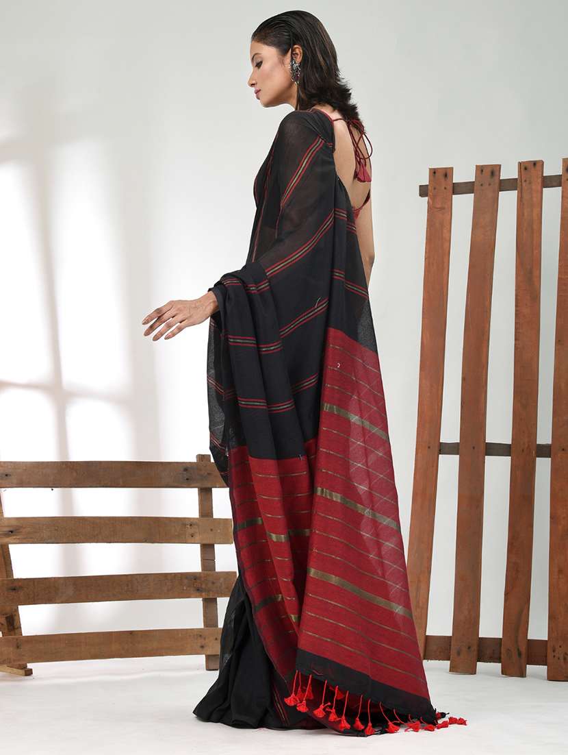 women striped handloom saree with blouse - 21839829 - Standard Image - 2