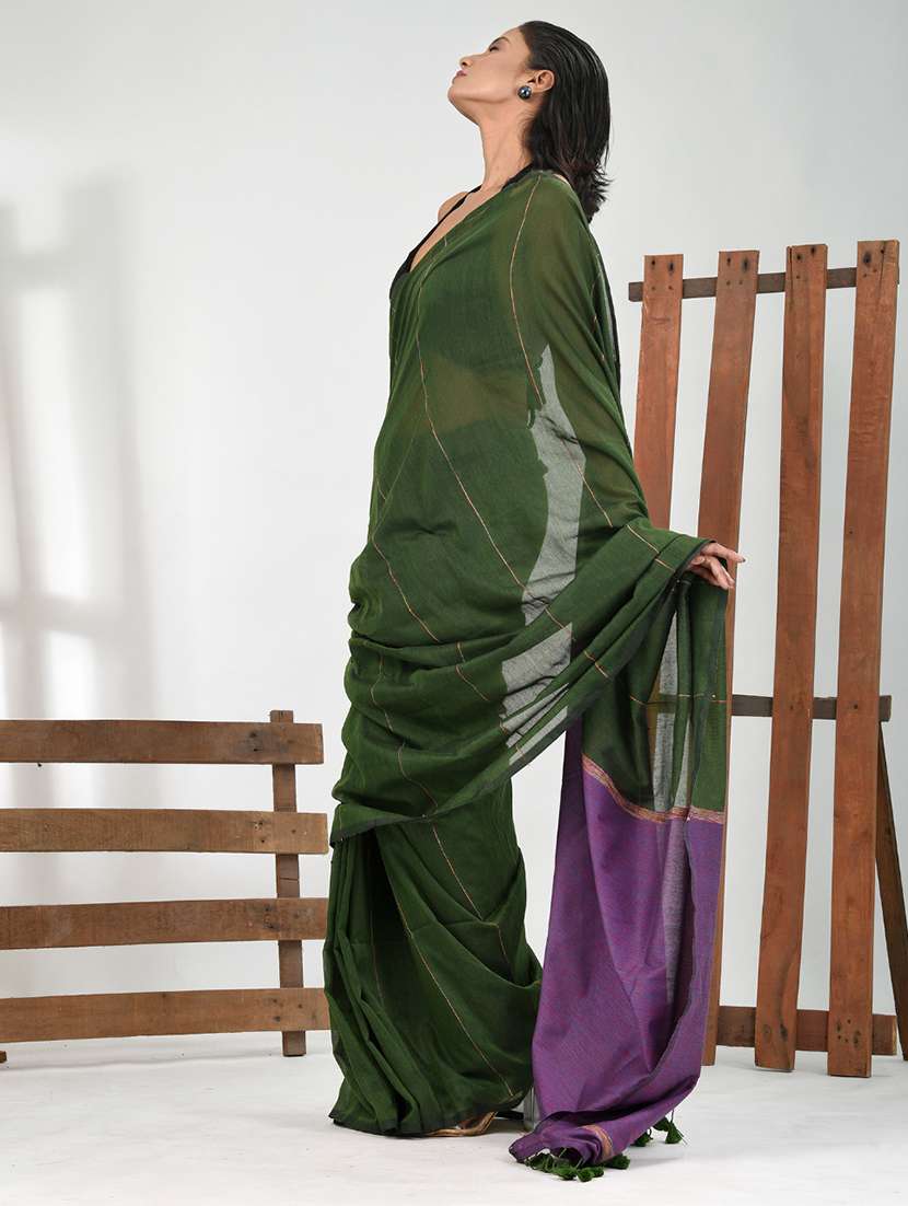women striped handloom saree with blouse - 21839832 -  Standard Image - 2