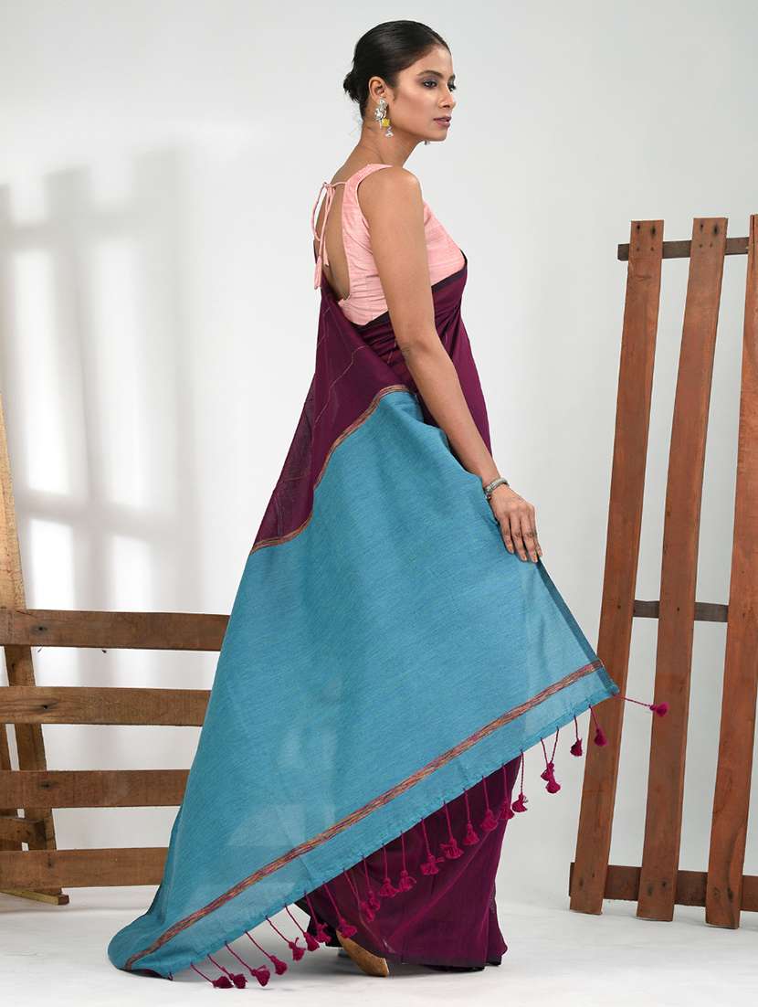 women striped handloom saree with blouse - 21839835 -  Standard Image - 2