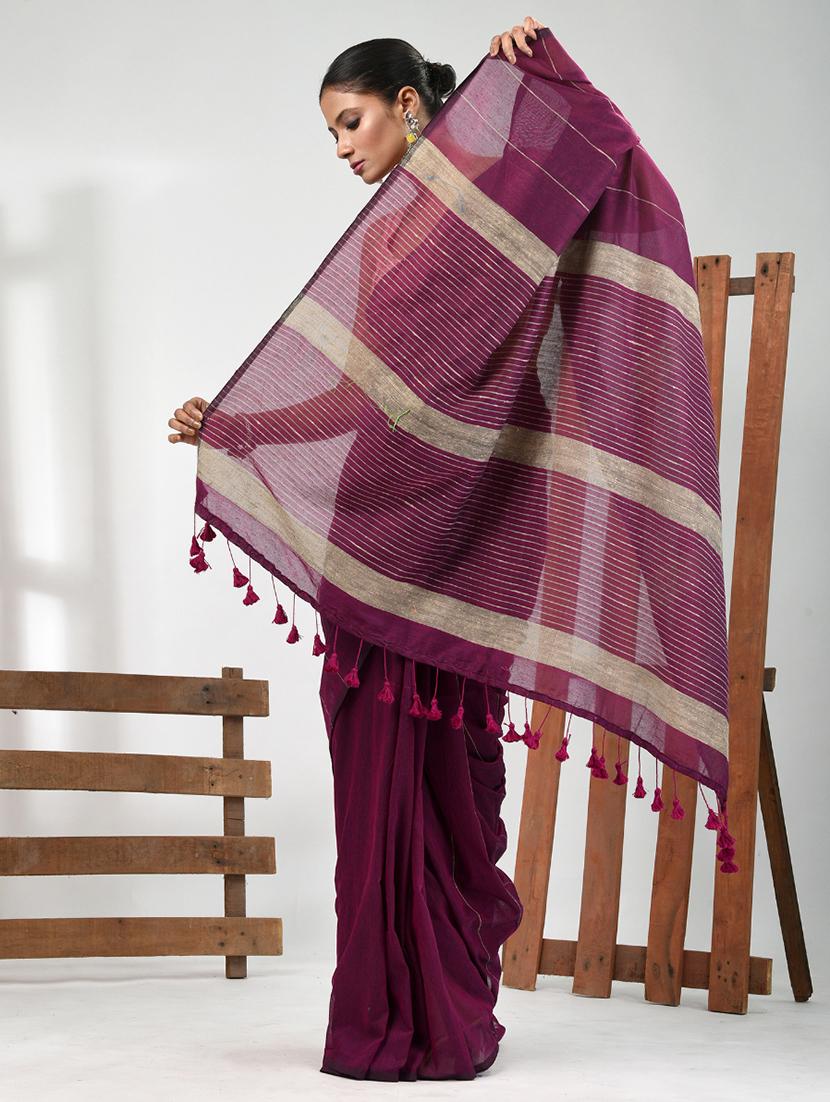 women striped handloom saree with blouse - 21839838 - Standard Image - 2