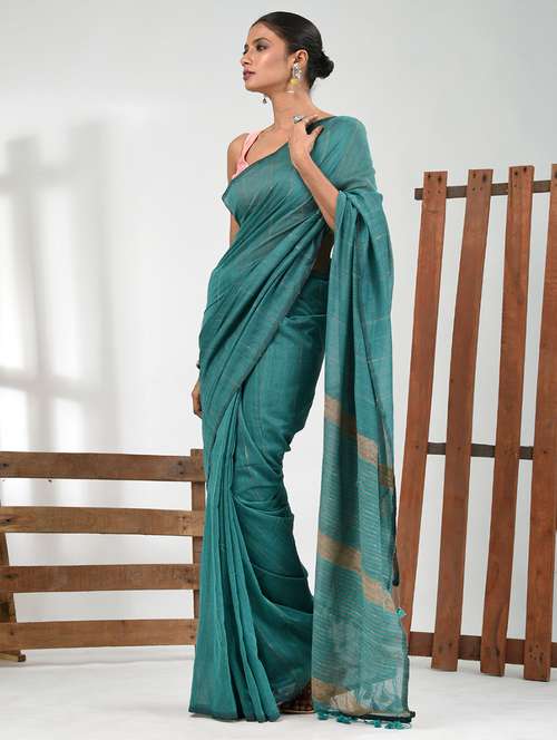 women striped handloom saree with blouse - 21839840 - Standard Image - 0