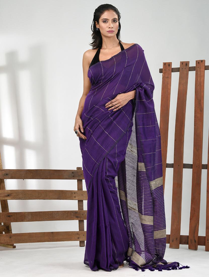 women striped handloom saree with blouse - 21839841 -  Zoom Image - 0
