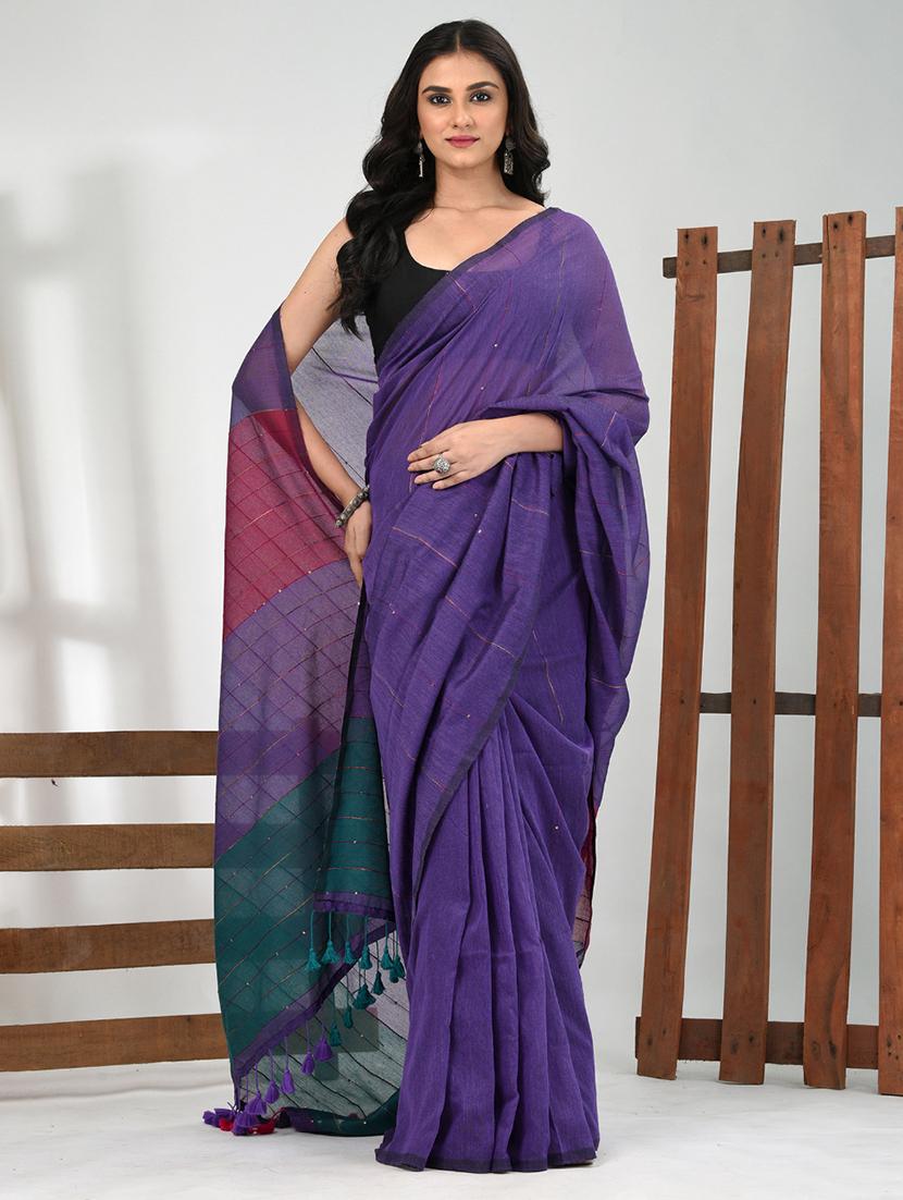 women striped handloom saree with blouse - 21839853 - Zoom Image - 0