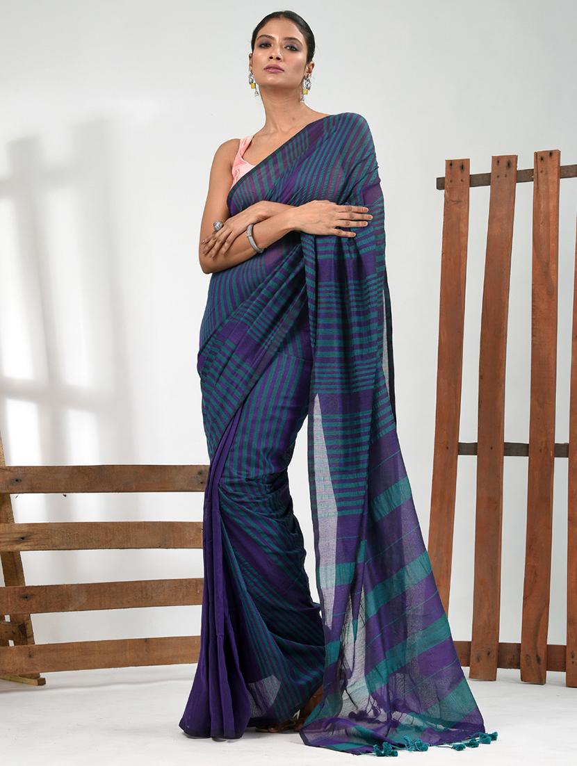 women striped handloom saree with blouse - 21839863 -  Zoom Image - 0