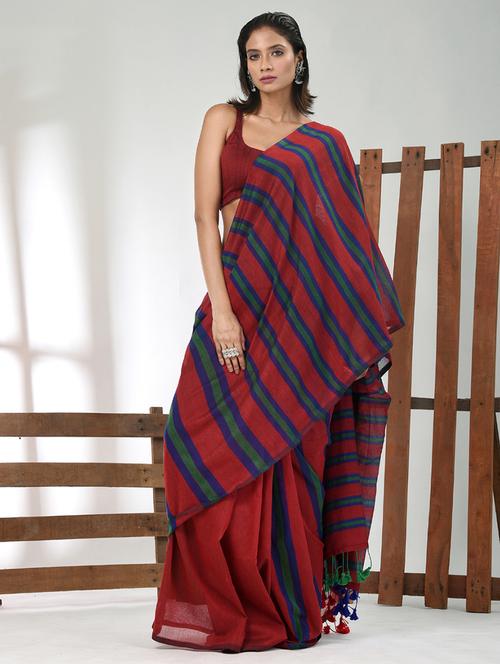 women striped handloom saree with blouse - 21839864 -  Standard Image - 0