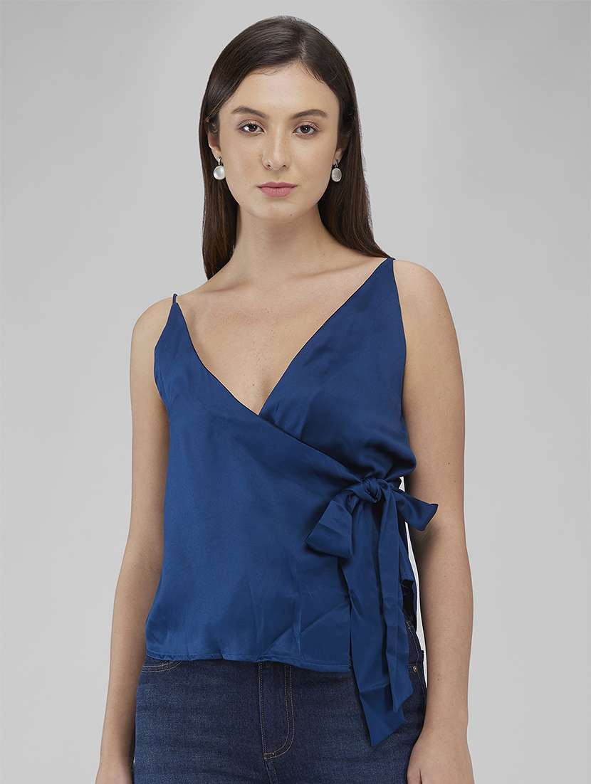 women solid shoulder strap wrap top