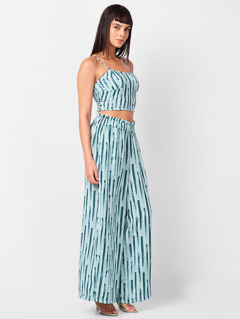 women printed top and palazzo co-ord set - 21840849 - Standard Image - 2