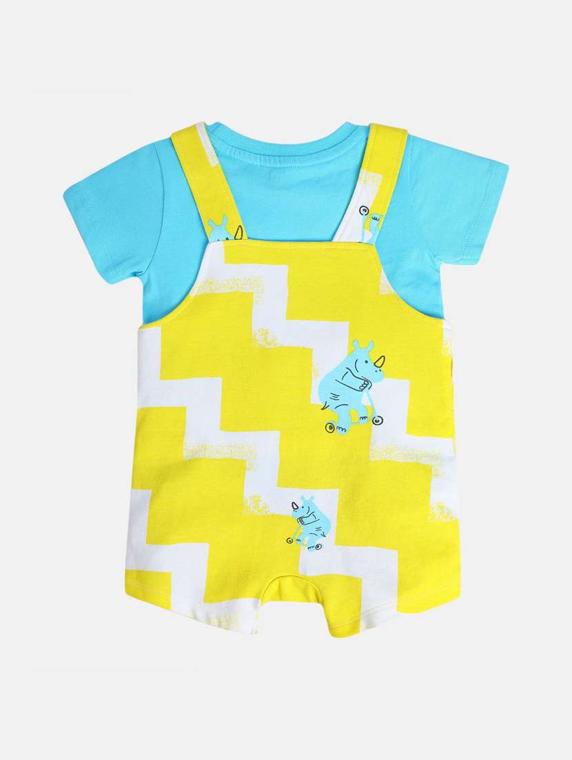 boys printed t-shirt & dungarees sets  - 21841253 -  Standard Image - 2