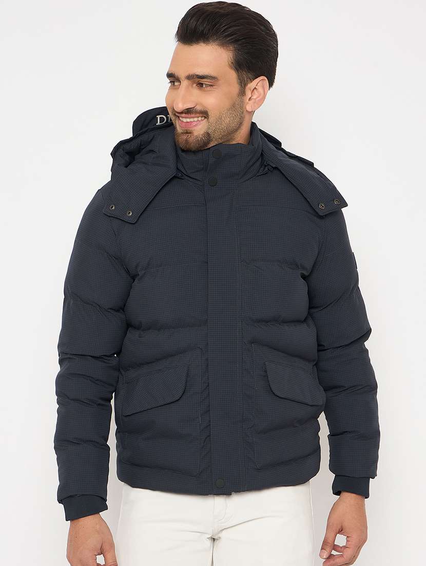 men solid long sleeves hooded puffer jacket