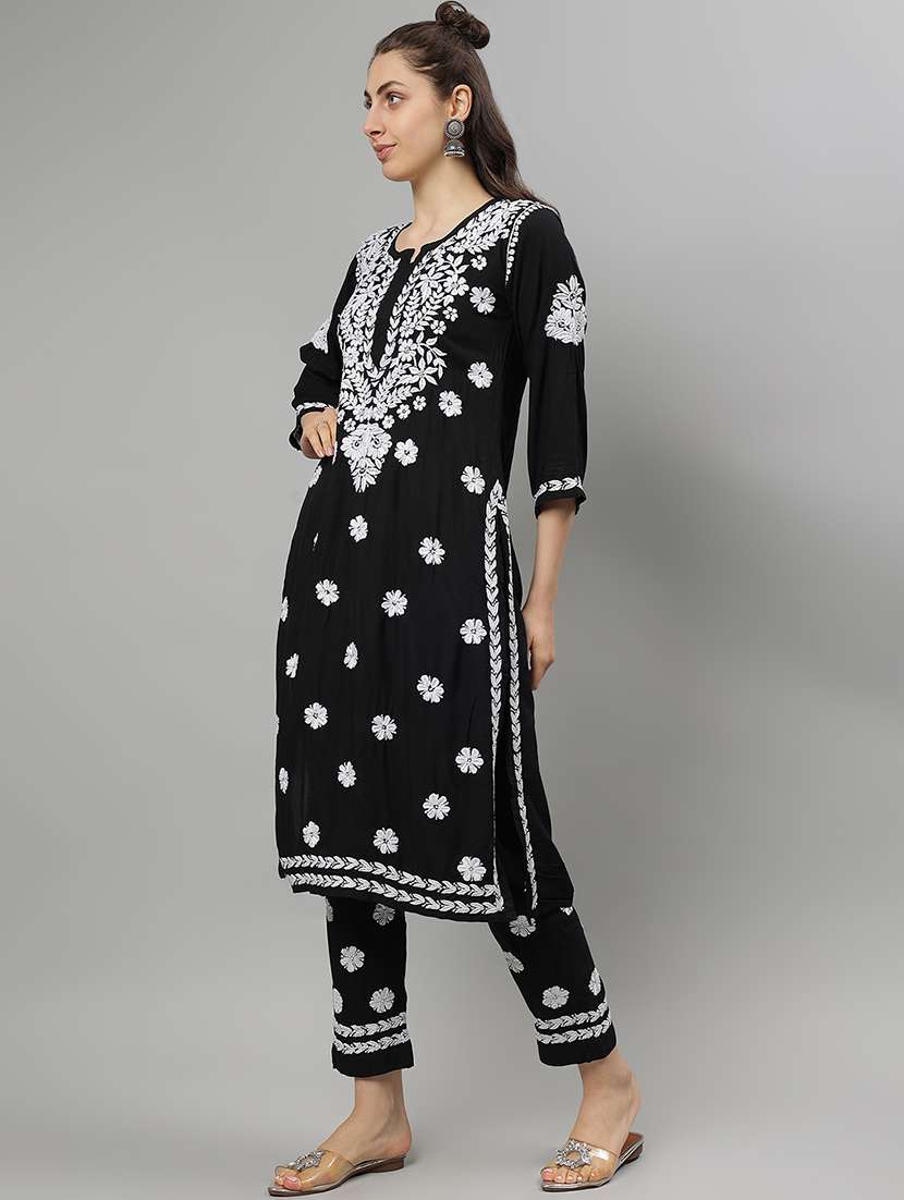 women chikankari three quarter sleeve kurta pant set - 21841517 -  Standard Image - 2