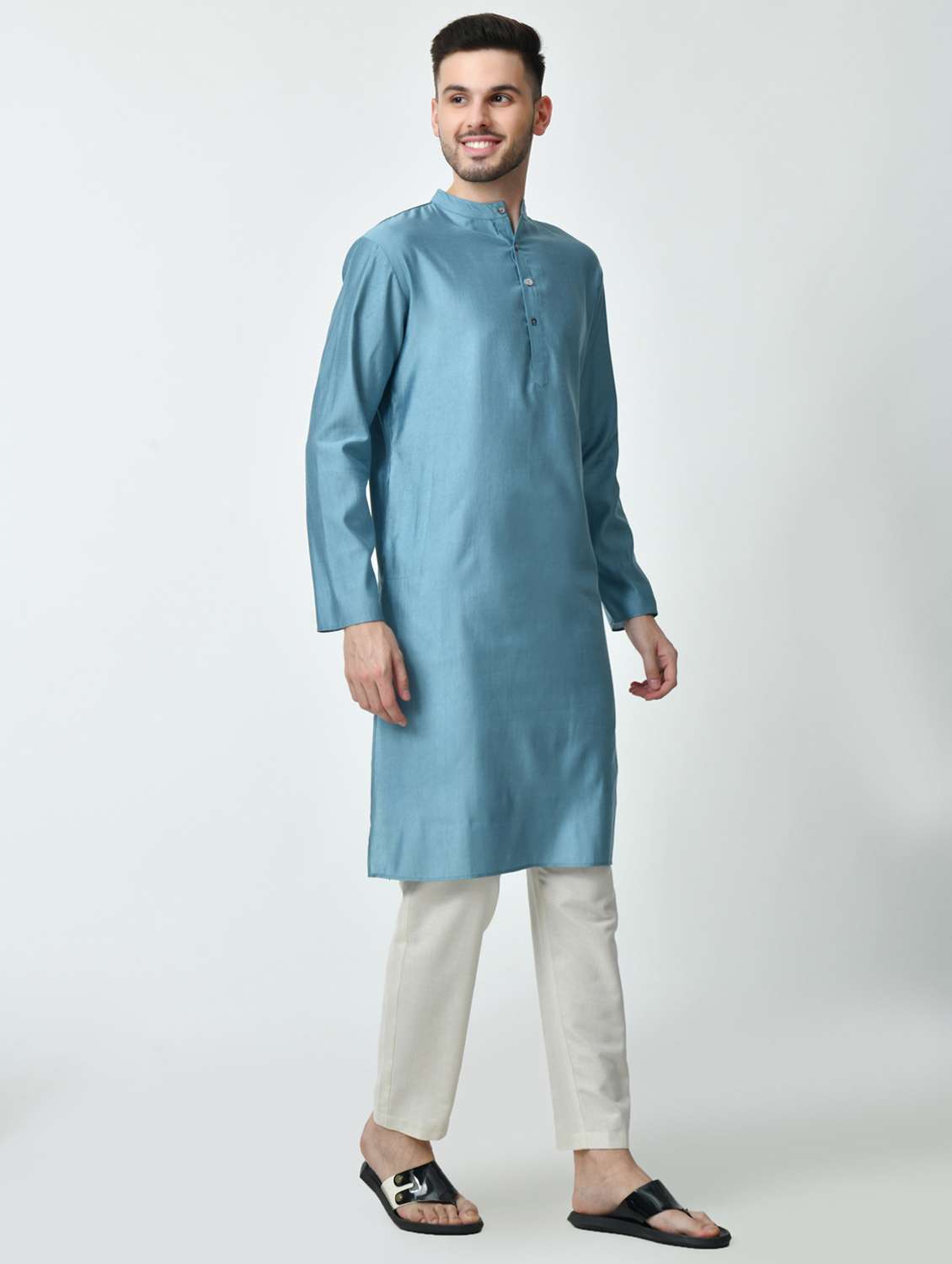 men solid mandarin neck long kurta - 21841533 - Standard Image - 2