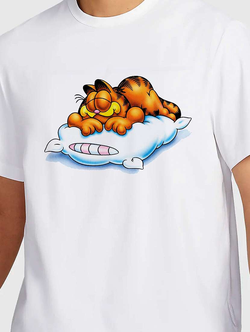 men white round neck regular fit t-shirt - 21841733 -  Standard Image - 2