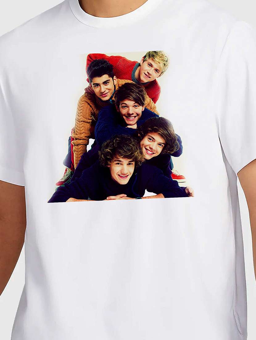 men white round neck regular fit t-shirt - 21841985 -  Standard Image - 2