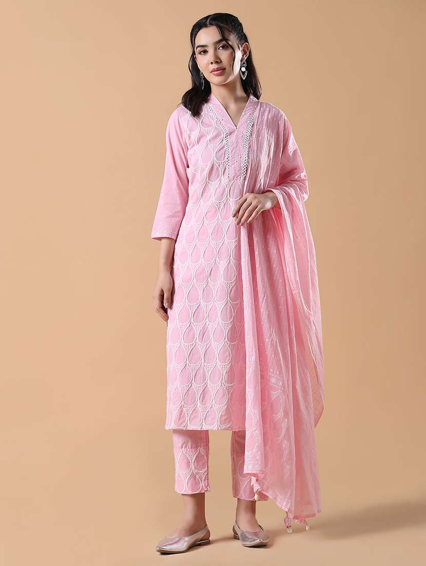 women three quarter sleeve kurta pant with dupatta set