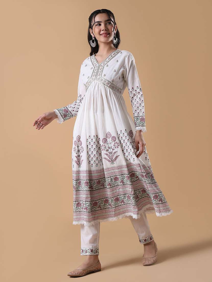 women three quarter sleeve kurta pant with dupatta set - 21842951 -  Standard Image - 2