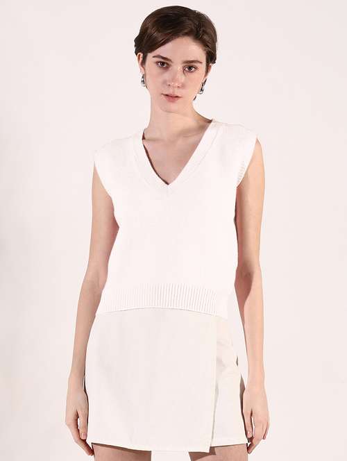 women solid sleeveless crop pullover - 21843008 -  Standard Image - 0
