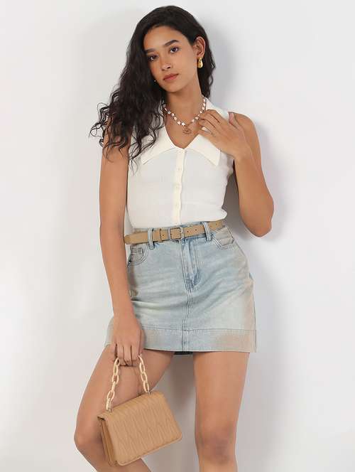women solid sleeveless collared regular top - 21843043 - Standard Image - 0