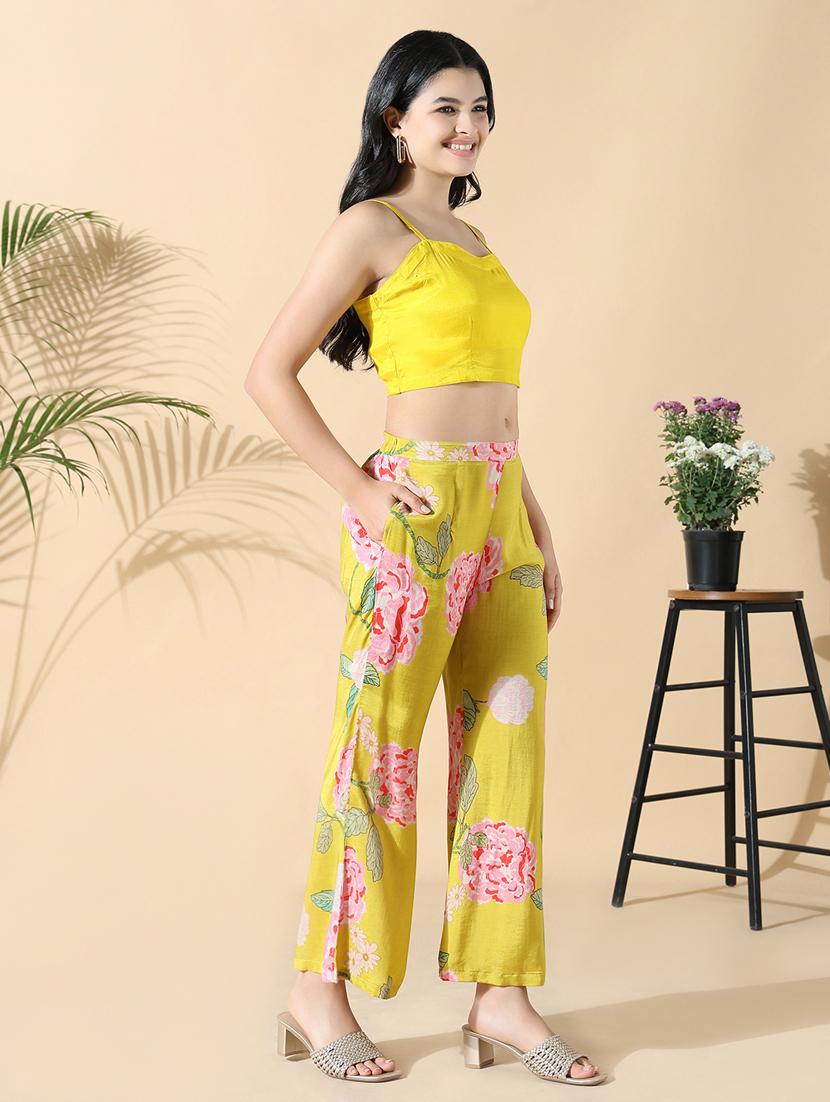 women floral print blazer and trousers with top set - 21843056 - Standard Image - 2