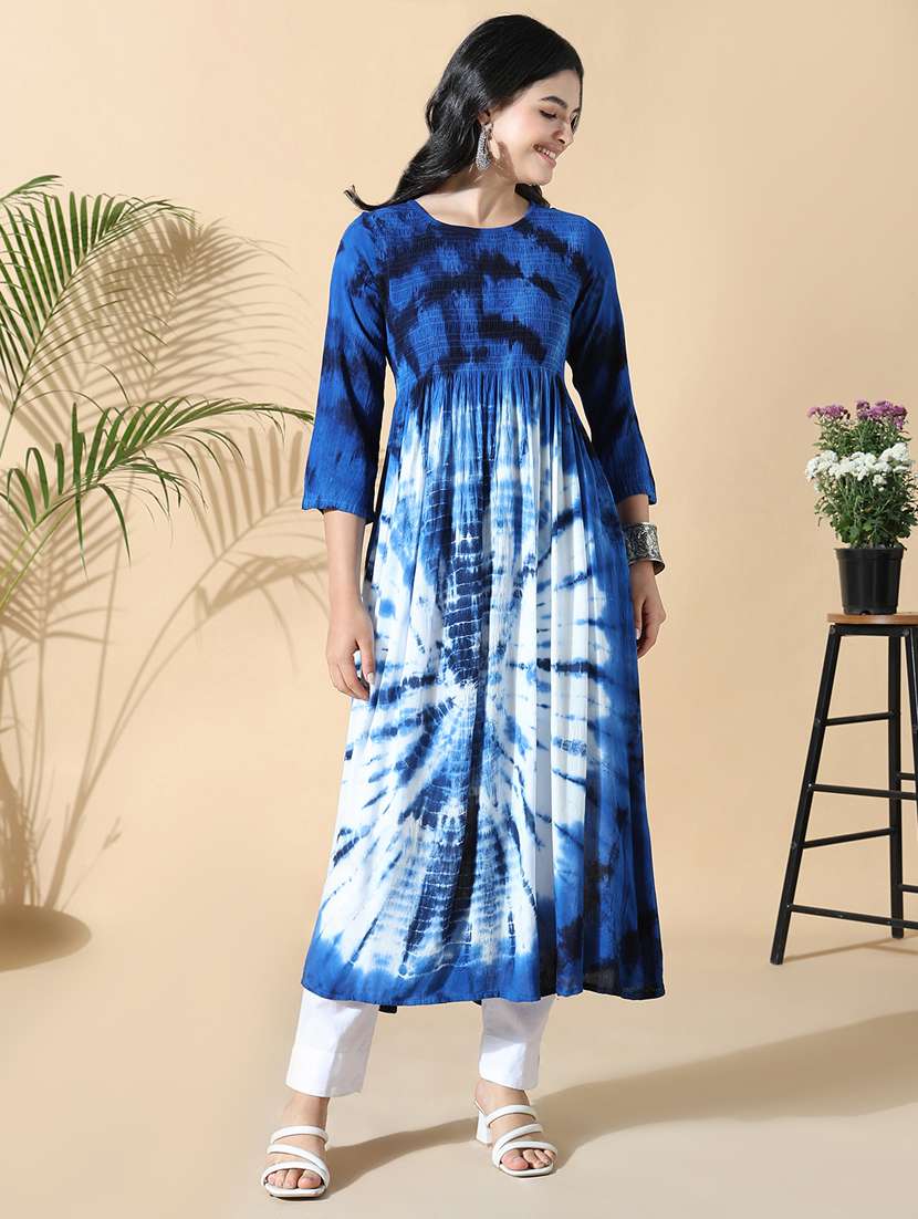 women tie & dye three quarter sleeve flared kurta
