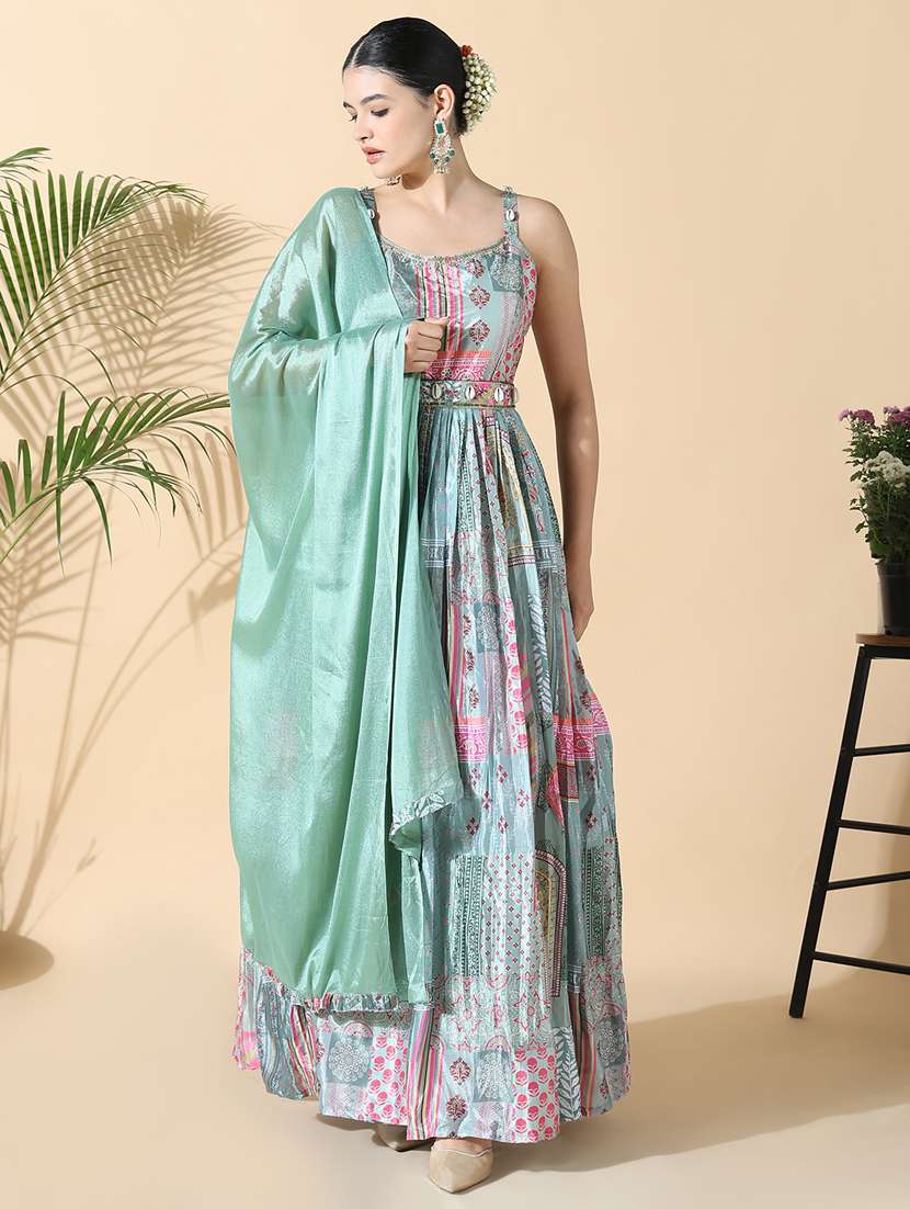 women printed sleeveless kurta pant with dupatta set
