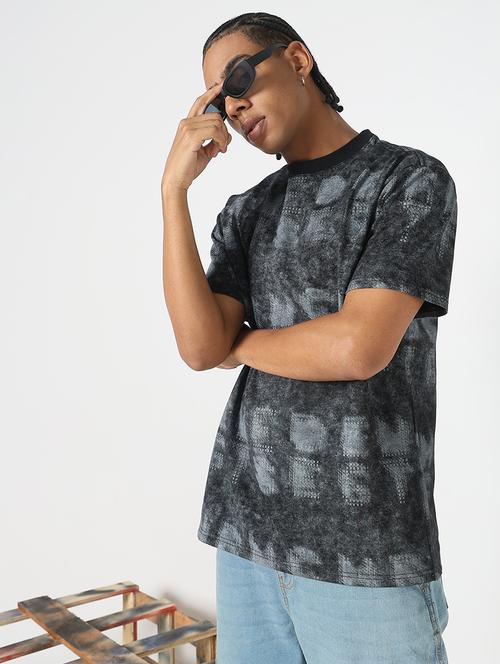 men all over print round neck regular fit t-shirt - 21843265 -  Standard Image - 0