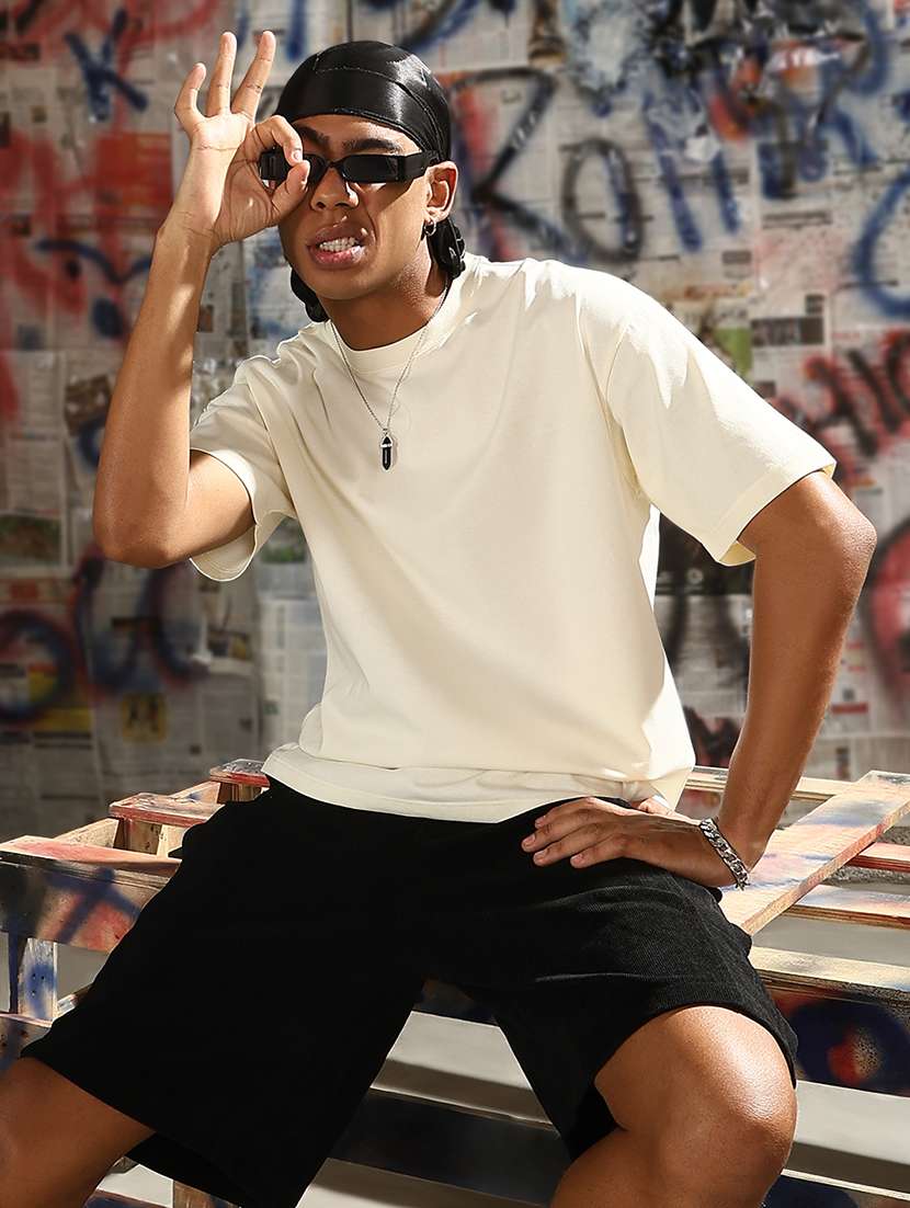 men plain round neck regular fit t-shirt