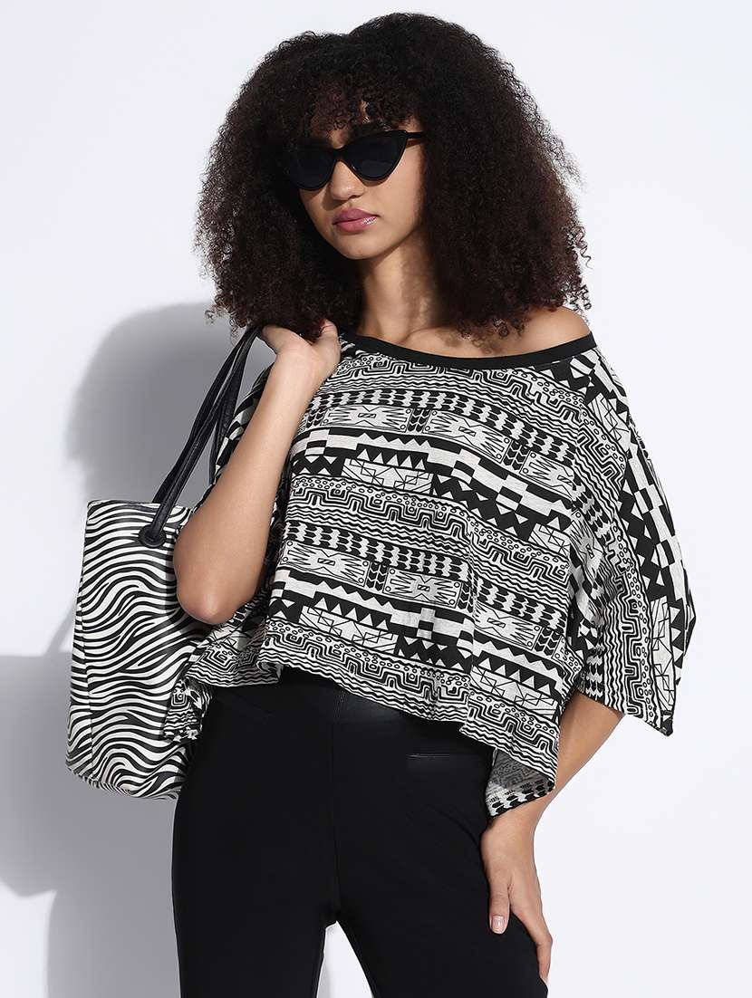 women printed scoop neck boxy top - 21843365 - Zoom Image - 0